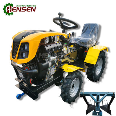 Mini tracteur polyvalent Tracteur à quatre roues motrices avec gros creuseur de pommes de terre